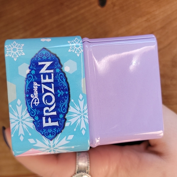 Kid's Frozen Watch - Picture 6 of 6